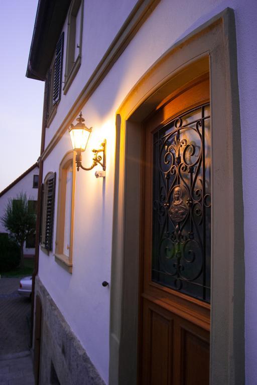 Exklusive Ferienwohnung Geisfeld Habitación foto